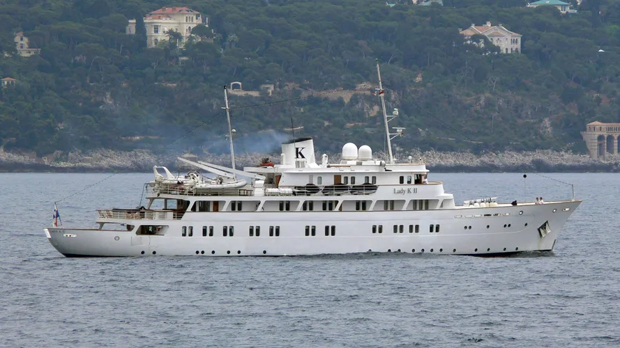 lady-k-ii-yacht-exterior