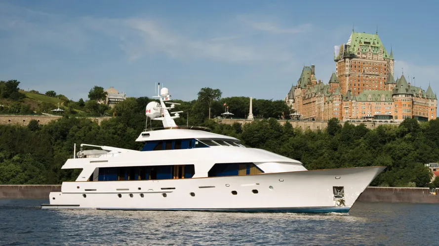 afterglow sea bear emerald isle motoryacht christensen 38m 1992 half profile