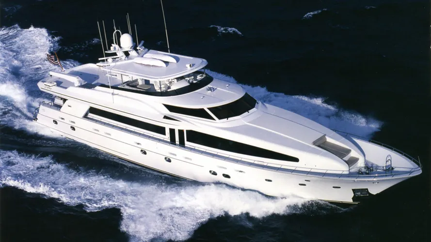 olga-yacht-cruising