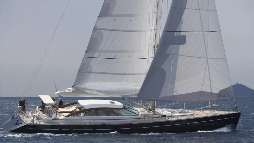mbolo-yacht-for-sale-profile