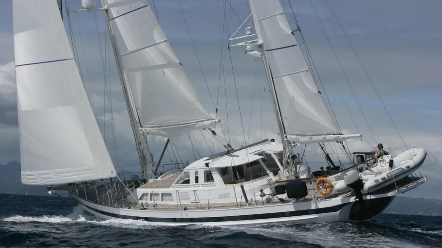 hide-n-sea-yacht-for-sale-profile