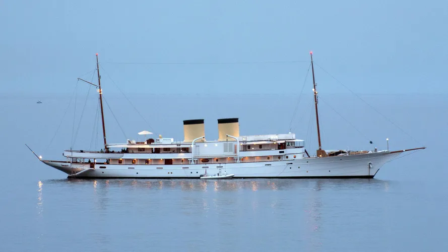 talitha-yacht-exterior