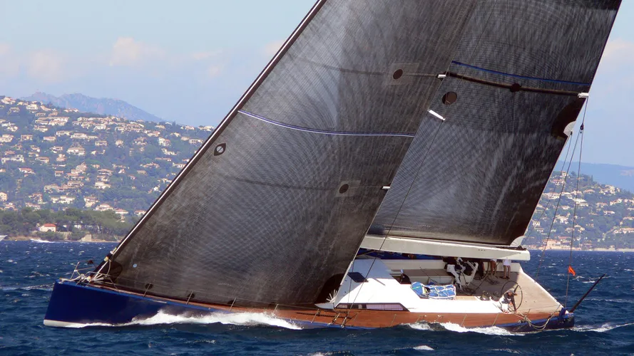 magic-blue-yacht-exterior