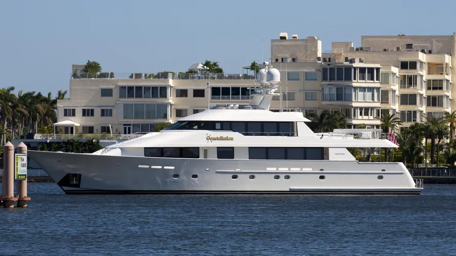 constellation-yacht-exterior