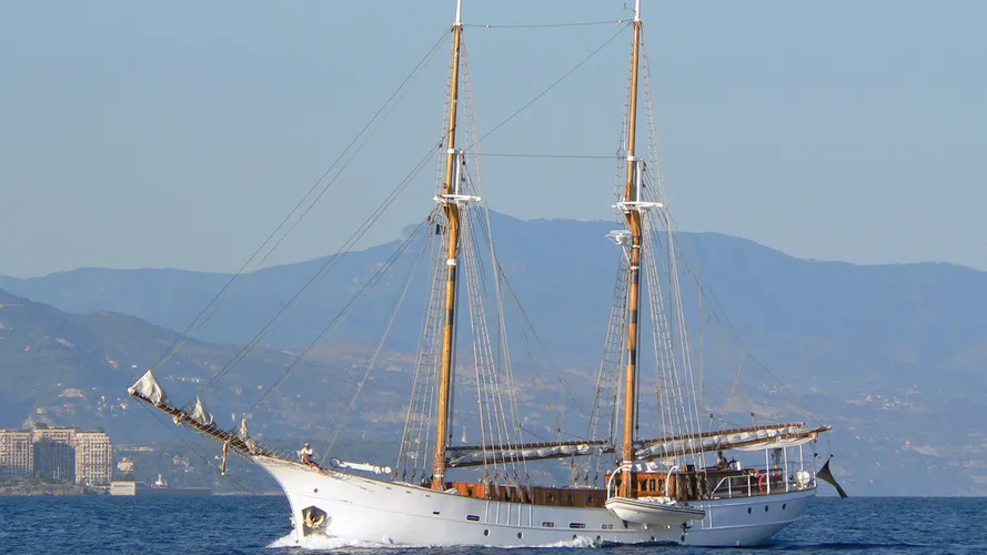 joseph-conrad-yacht-exterior