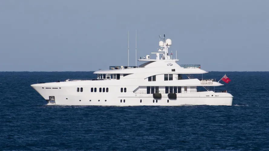 leonardo-iii-yacht-exterior