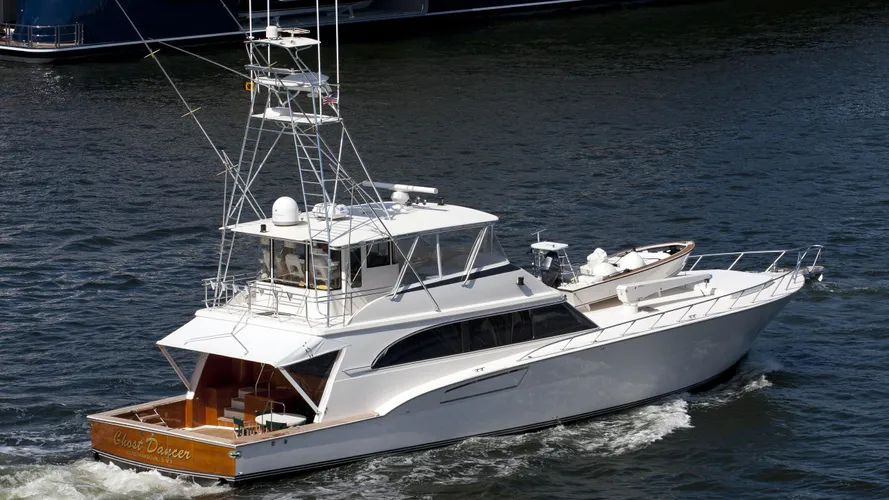 ghost-dancer-yacht-exterior