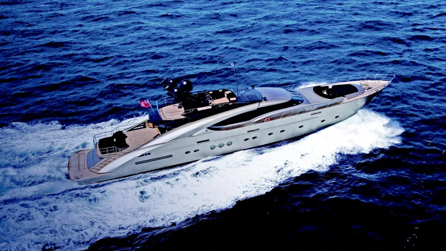 griffin-yacht-cruising