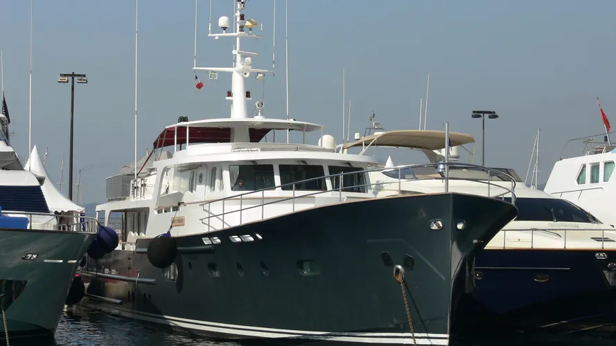 alexandria-yacht-exterior