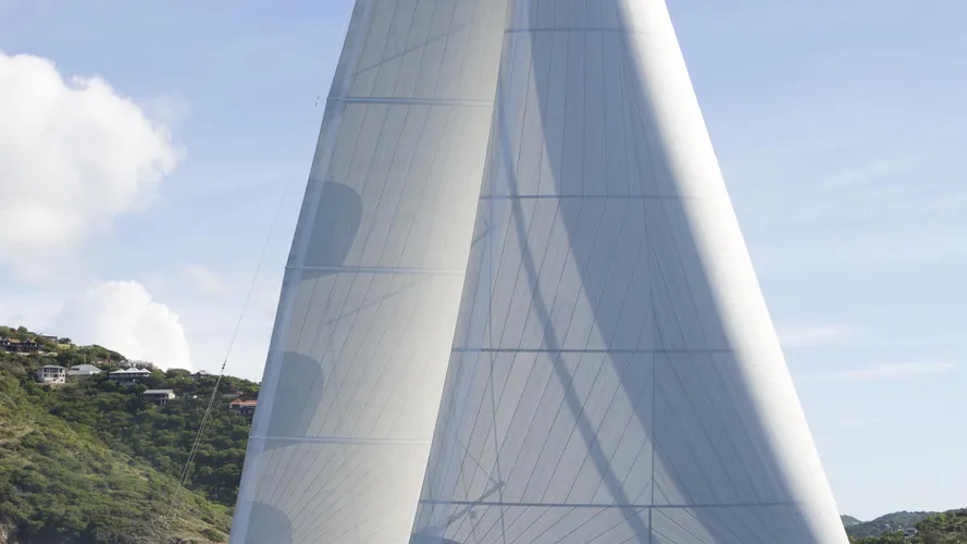twilight-yacht-sailing