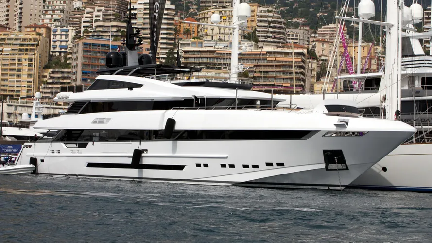 param-jamuna-iv-yacht-exterior