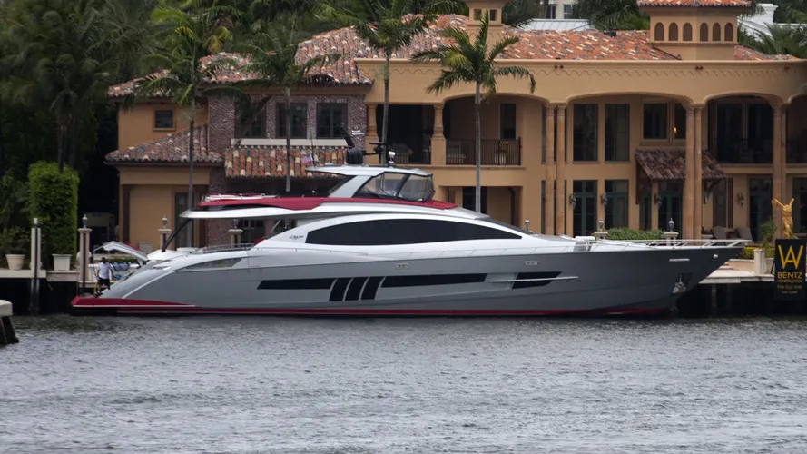 ashley virgin motoryacht lazzara 28m 2014 profile