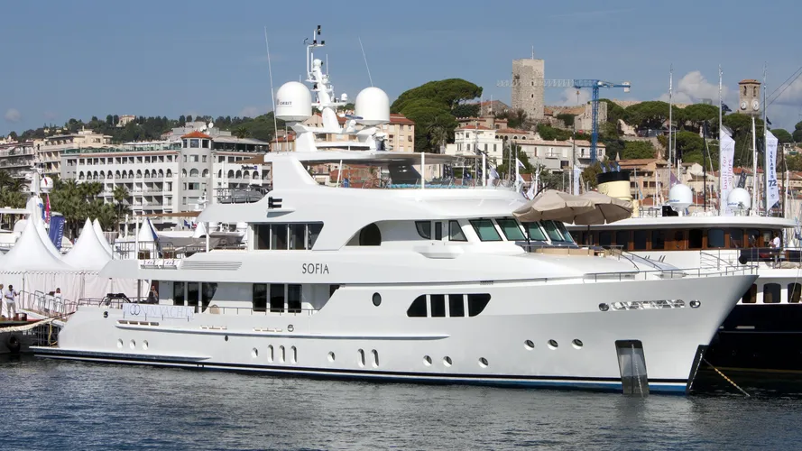 sofia-yacht-exterior