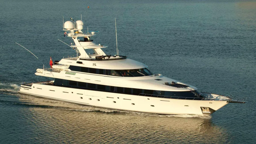 mea-culpa-yacht-for-sale-profile
