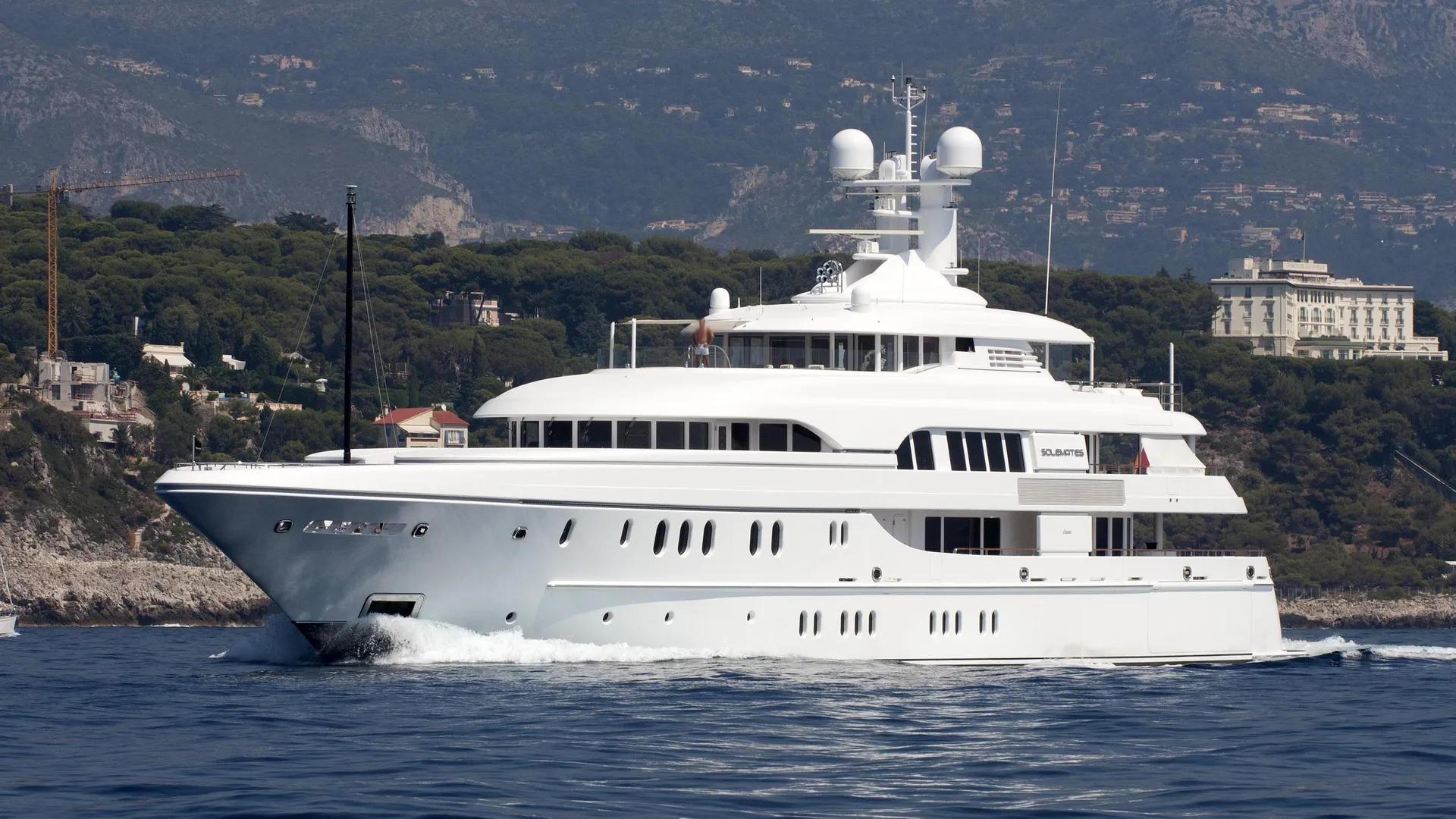 Bella Vita yacht