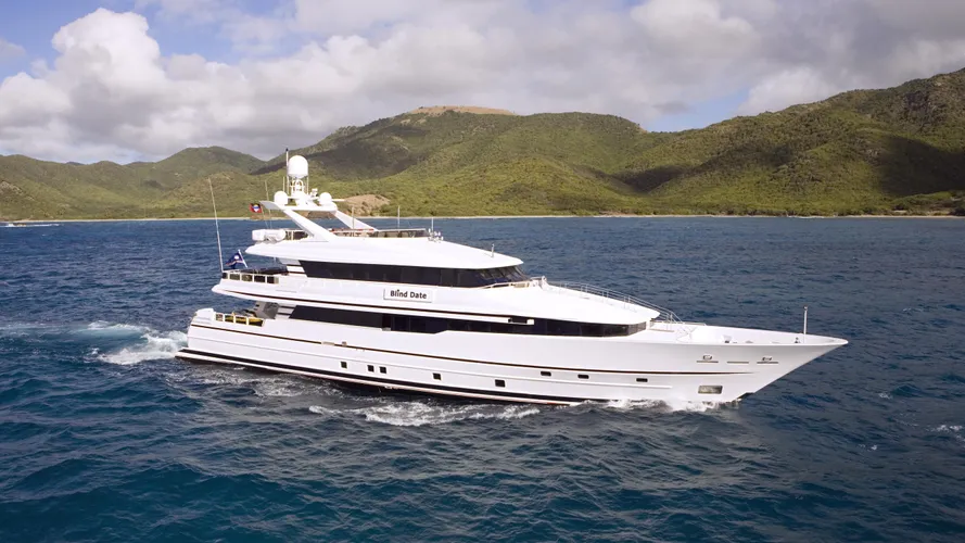 tatyana blind date xenia motoryacht lurssen 41m 1995 half profile