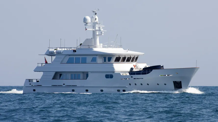 relentless-yacht-exterior