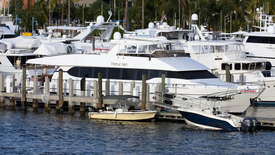 triple-net-yacht-exterior