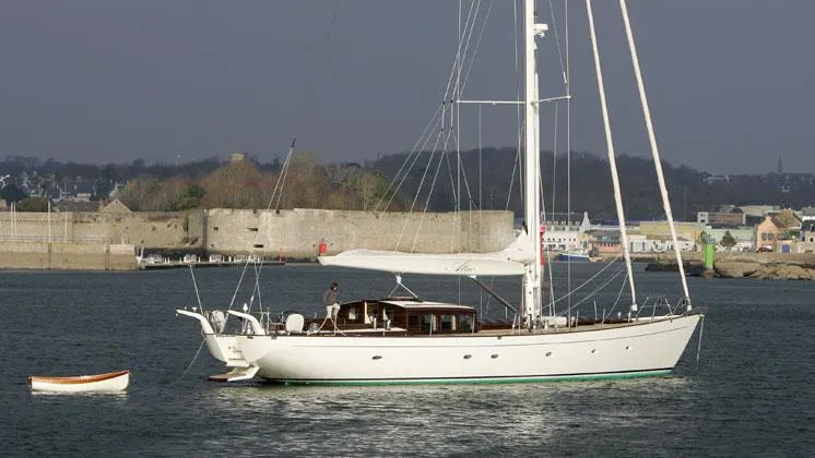 atao-yacht-for-sale-profile