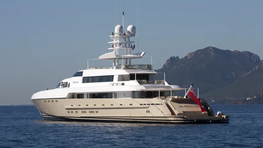 smeralda-yacht-exterior