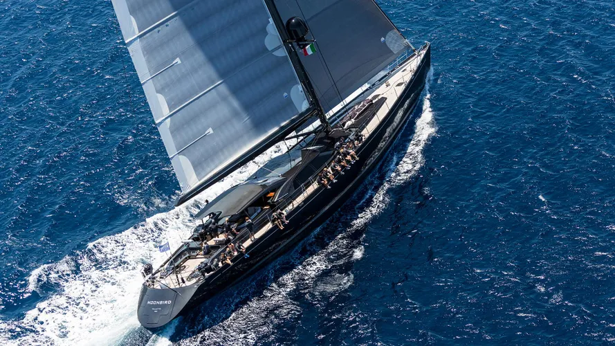 moonbird-yacht-for-sale-profile