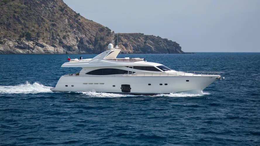 monticello-ii-yacht-for-charter-profile