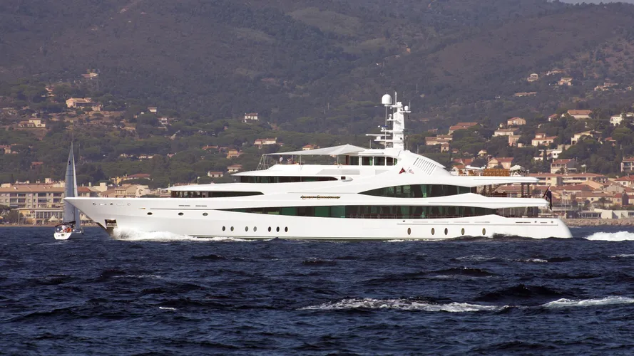 lady-christine-yacht-exterior