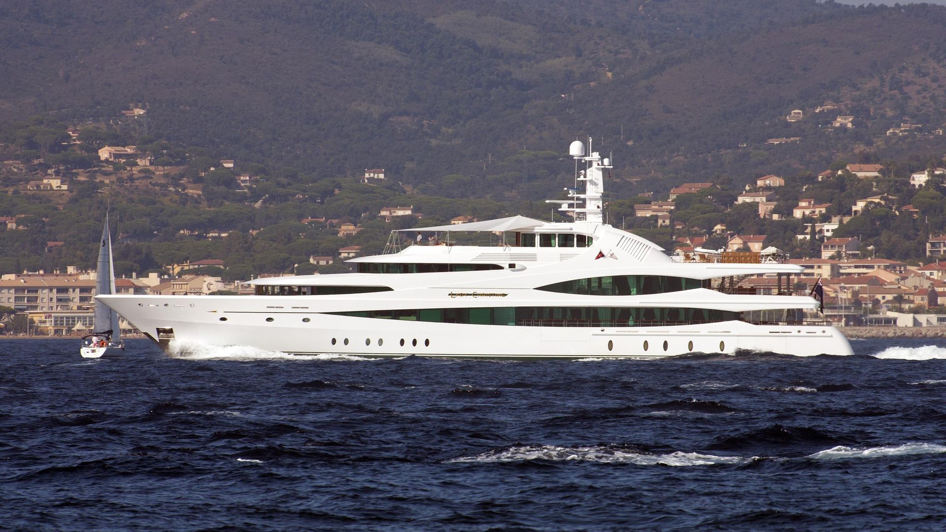 Lady Christine Yacht Feadship 68m 2010