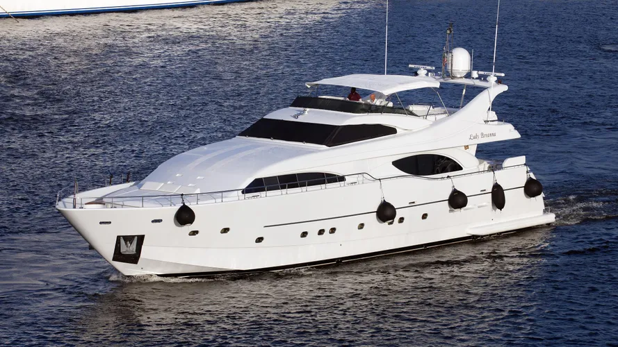 lady-breanna-yacht-exterior