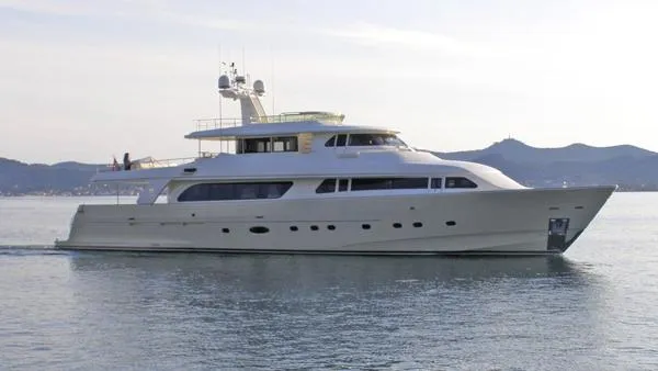 maluhea-yacht-for-sale-profile
