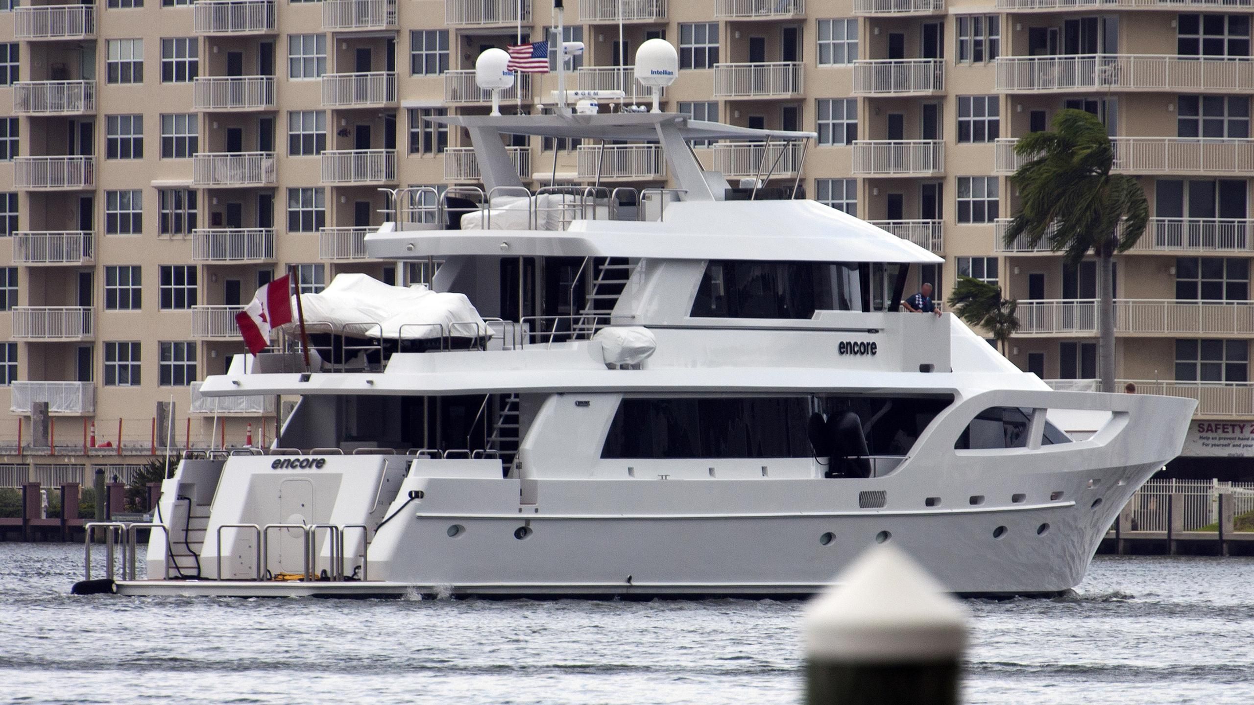 boat builder fires 21 workers after day without immigrants