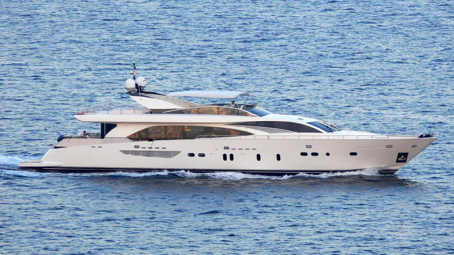 sabieha-yacht-exterior