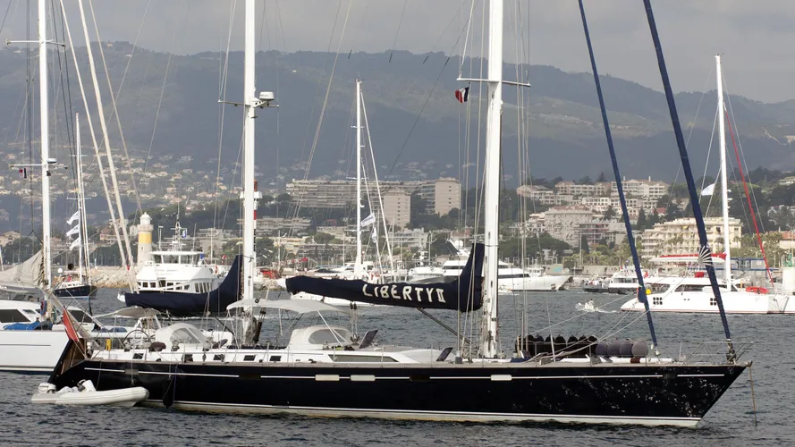 liberty-ii-yacht-exterior