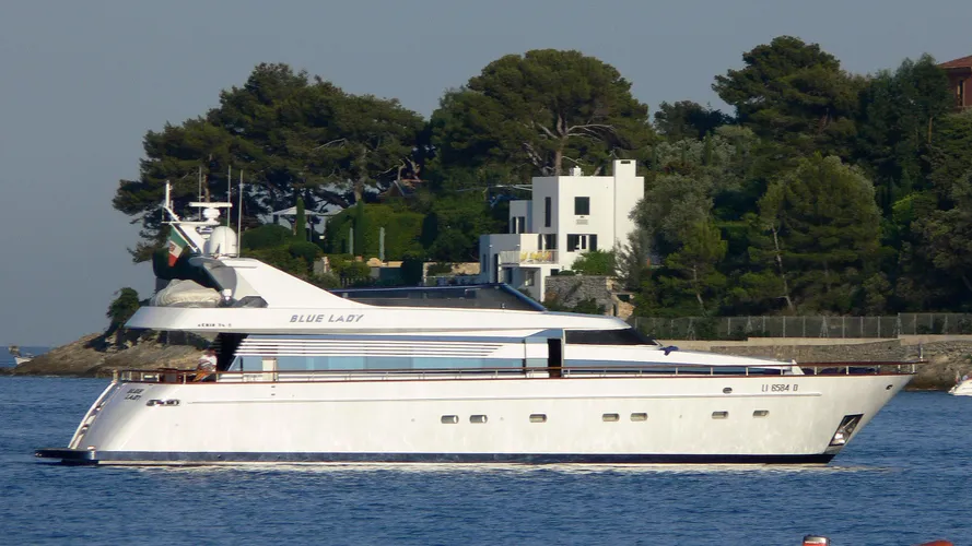 blue-lady-yacht-exterior