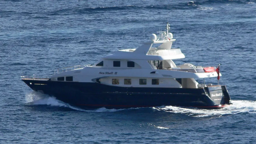 sea-shell-ii-yacht-exterior