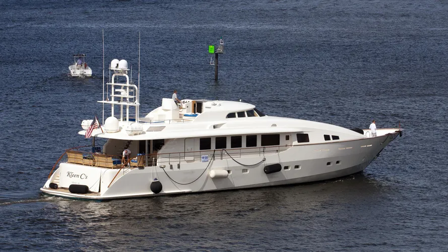angele motoryacht custom 33m 1999 half stern