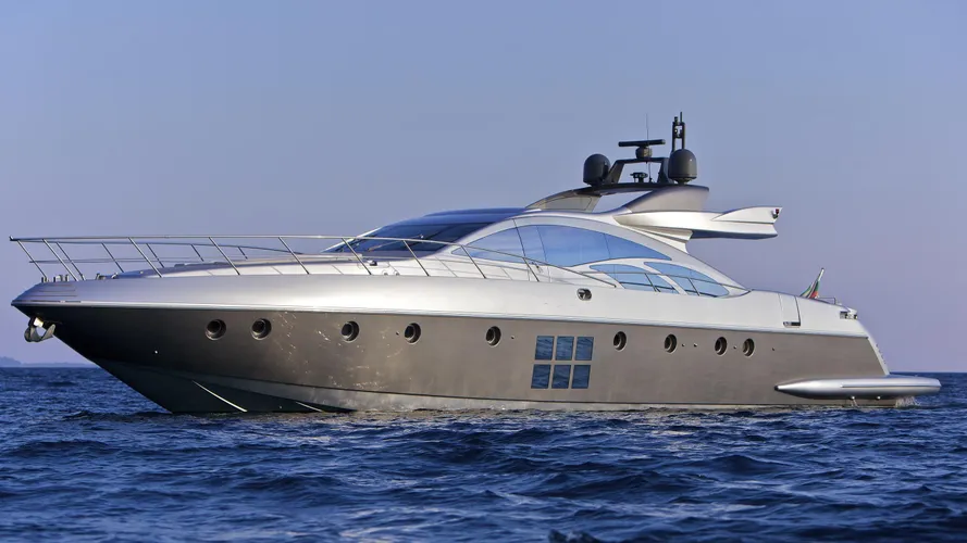 thea-malta-yacht-at-sea
