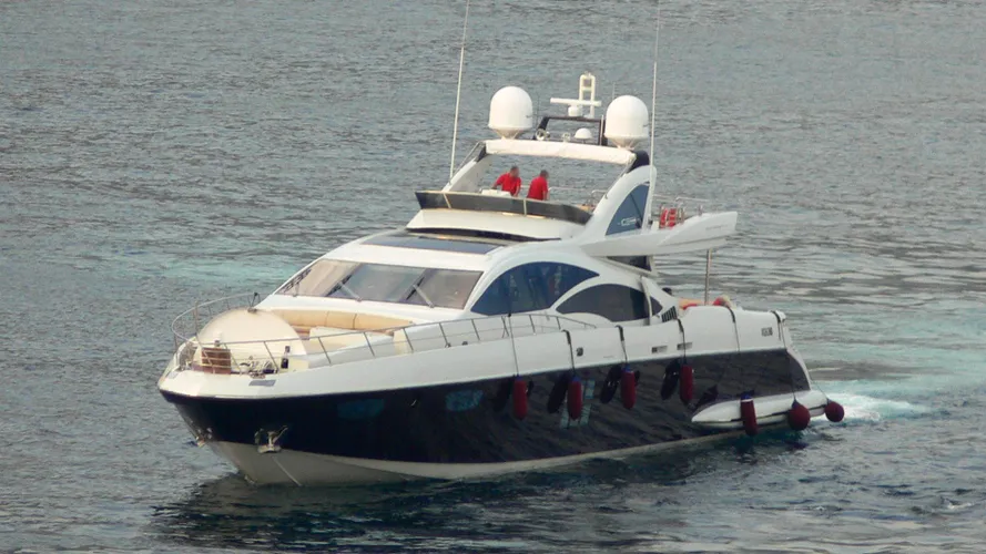 faver-b-gogamigoga-yacht-exterior
