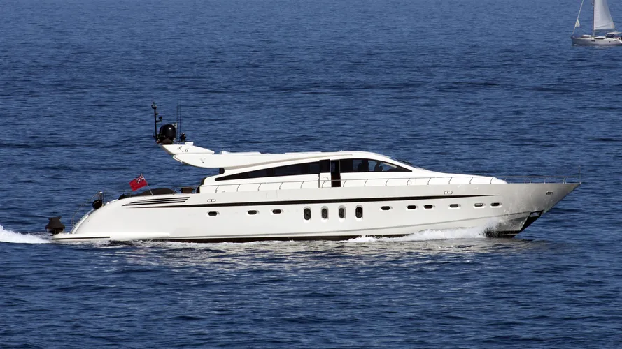 alisios-t-yacht-exterior