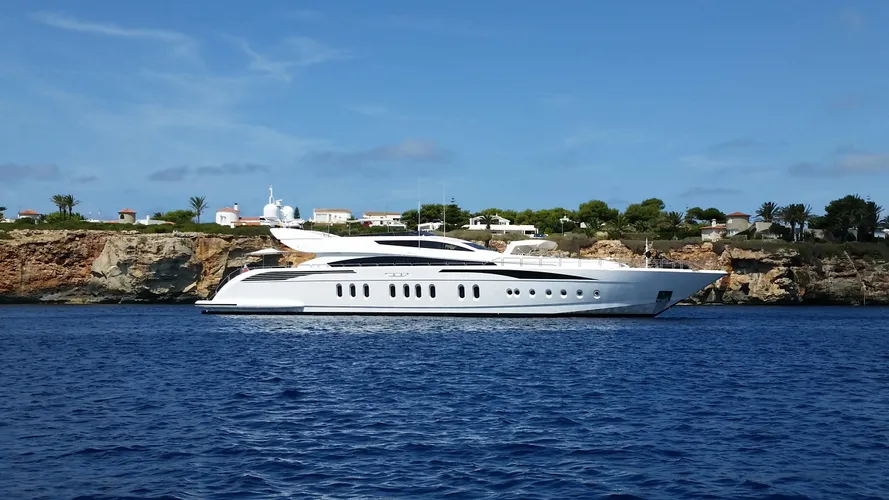 tutto-le-marrané-yacht-for-sale-profile