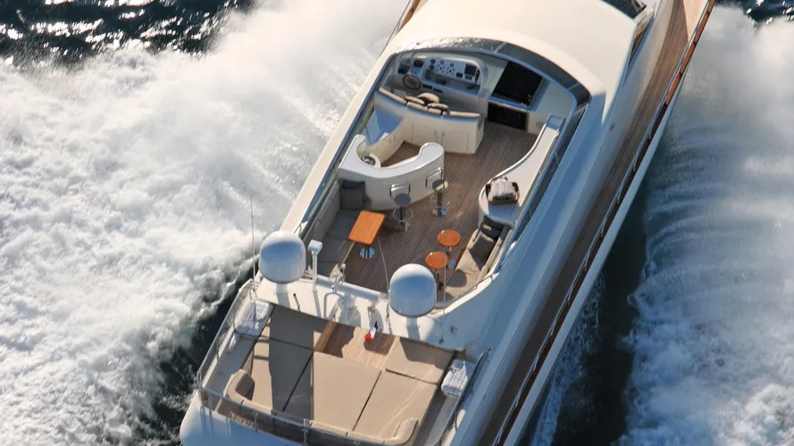 little-jems-yacht-aerial