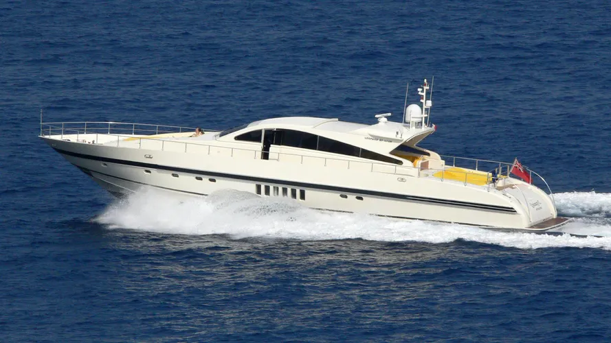 quincy-c-yacht-exterior