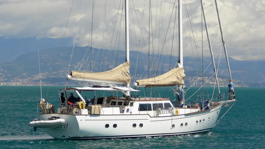 spirit-of-the-east-yacht-exterior