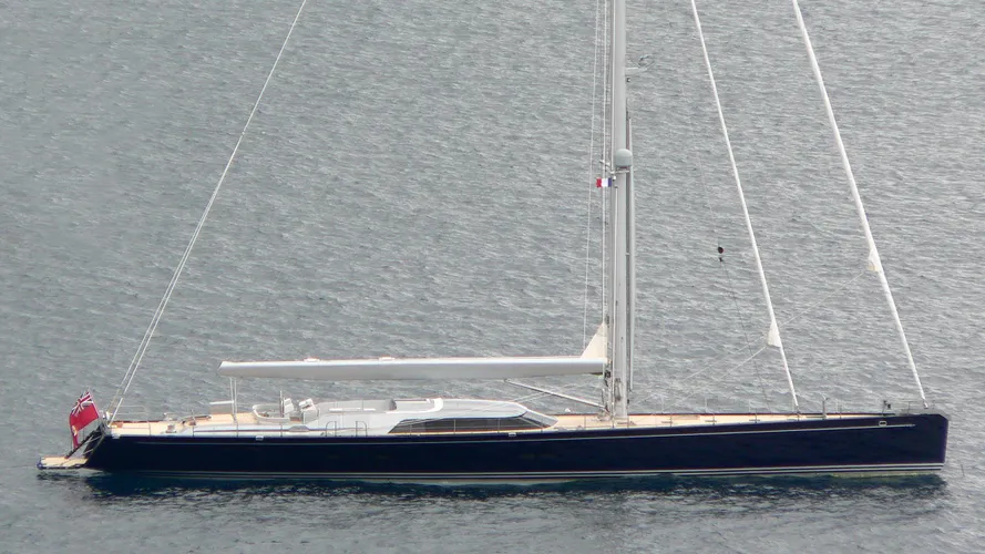 alithia-yacht-exterior