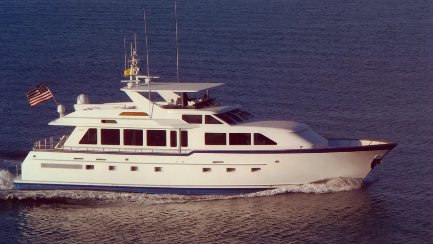 roamin-holiday-yacht-cruising