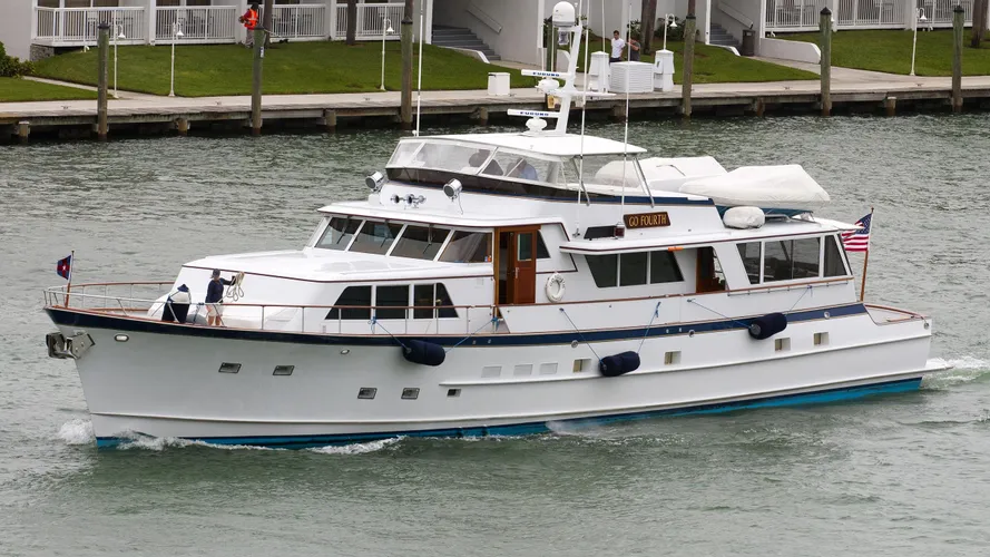 go-fourth-yacht-exterior