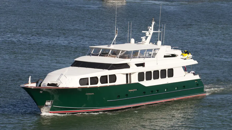 savoir faire sonas motoryacht broward marine 37m 2001 half profile