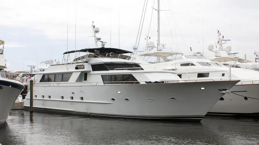 golden girl tin lady motoryacht broward 1986 29m half profile