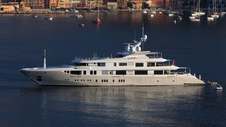 plan-b-yacht-exterior