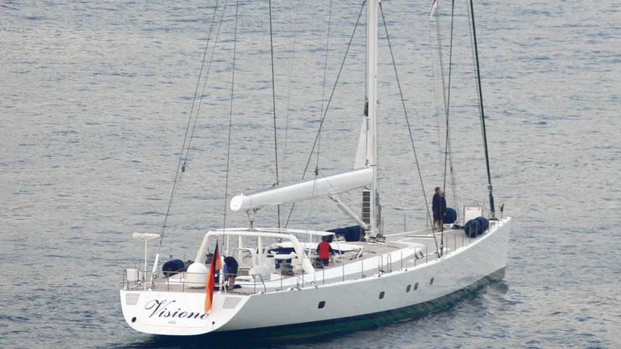 visione-yacht-exterior